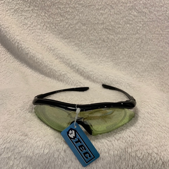 SWAG PACK! 3 SPORTY BRUNOTTI SUNGLASSES! - Picture 4 of 5